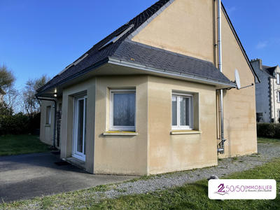 Maison - 90 m² - 5 pièces