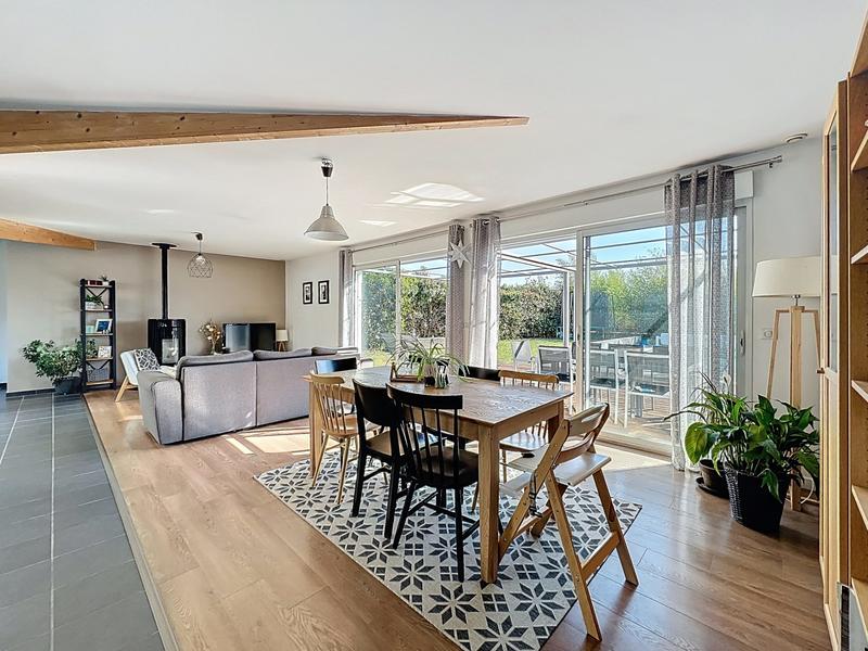 Maison contemporaine - 148 m² - 5 pièces