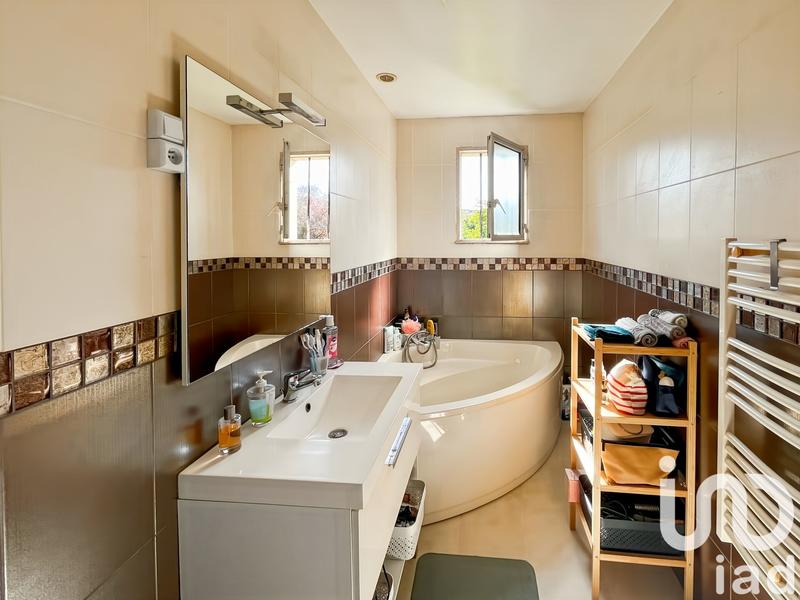 Maison - 149 m² - 7 pièces