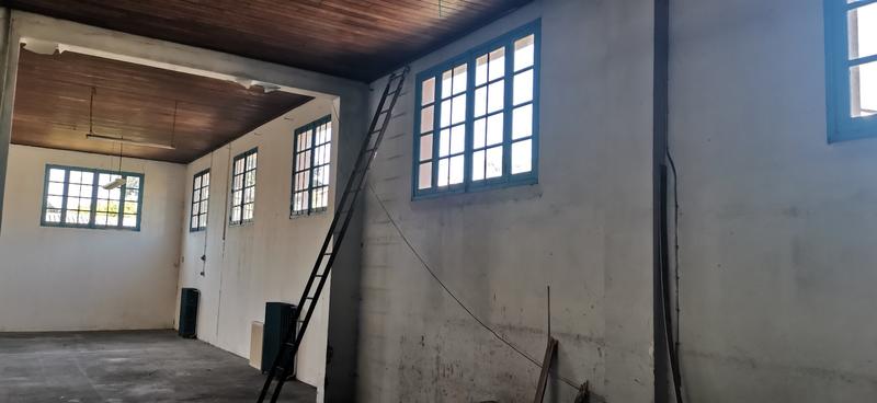 Local d'activités - 1 415 m² - 8 pièces