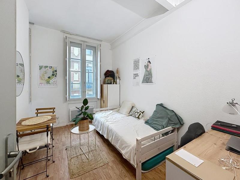 Studio - 14 m² - 1 pièce