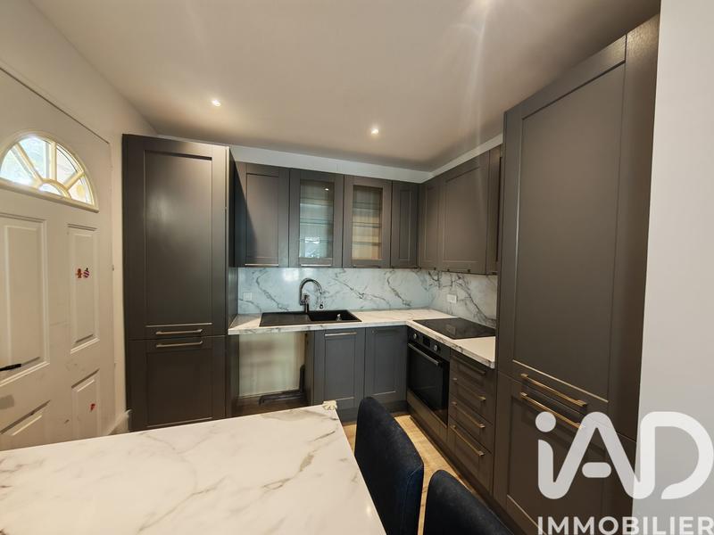 Maison - 74 m² - 4 pièces