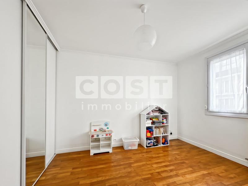 Appartement - 77 m² - 4 pièces