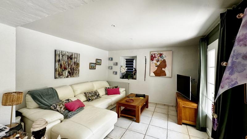 Propriété - 223 m² - 10 pièces