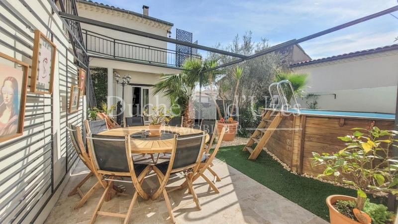 Propriété - 164 m² - 7 pièces