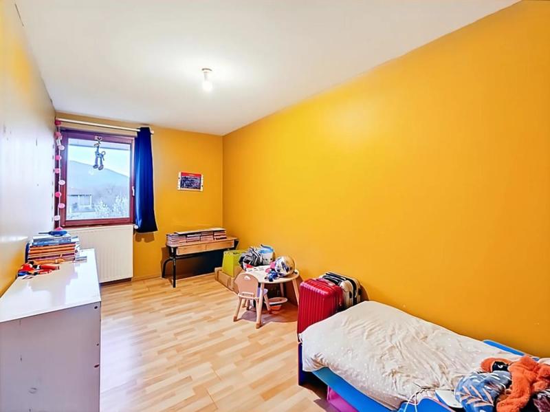 Maison - 230 m² - 5 pièces