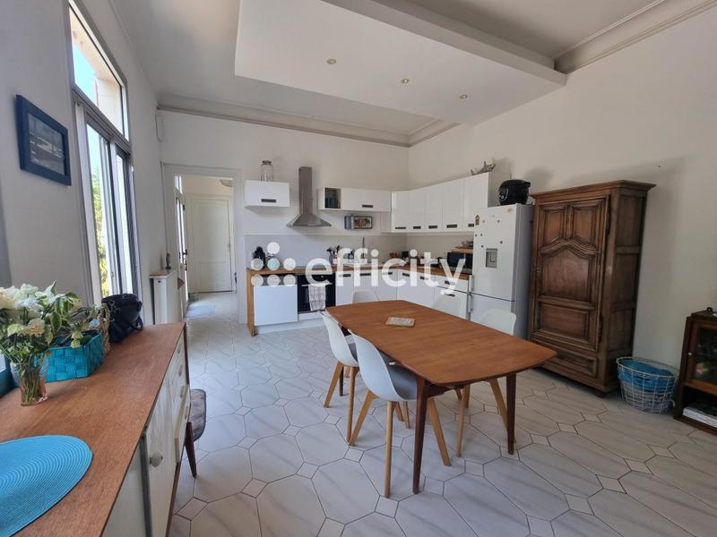 Maison - 150 m² - 6 pièces