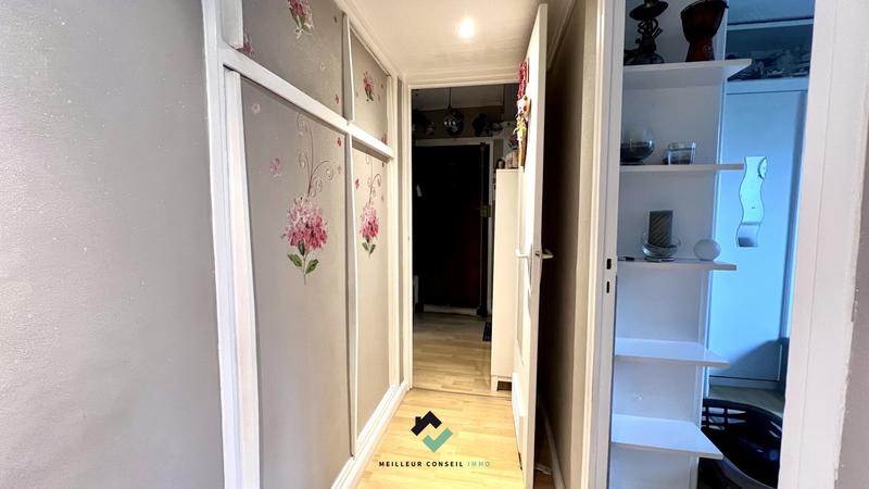 Appartement - 64 m² - 4 pièces