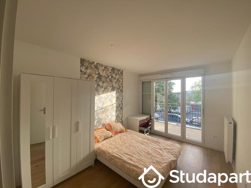 Chambre - 63 m² - 1 pièce