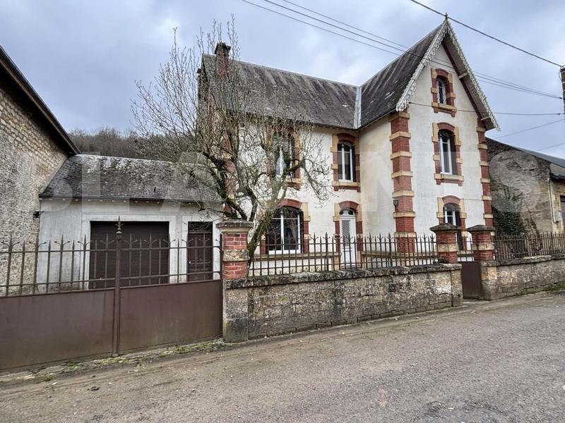 Maison bourgeoise - 228 m² - 8 pièces