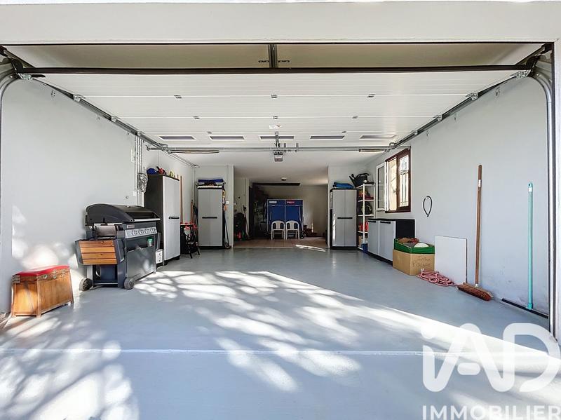 Maison - 272 m² - 11 pièces