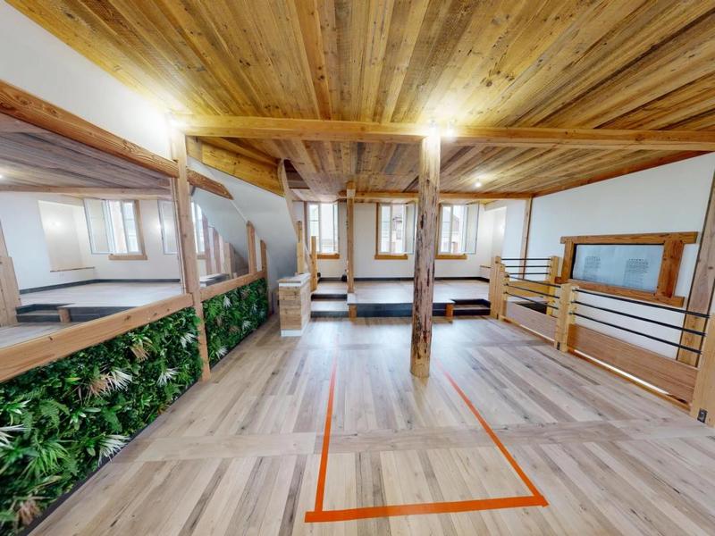 Local commercial - 100 m² - 5 pièces