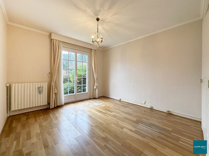 Maison - 148 m² - 8 pièces