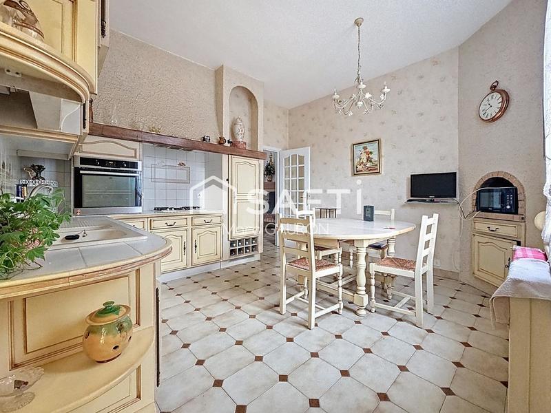 Maison de ville - 145 m² - 7 pièces