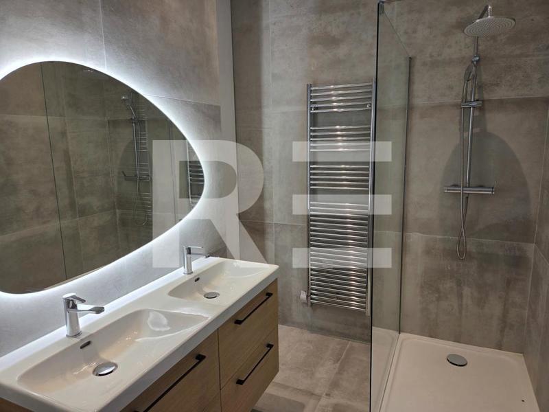 Appartement - 123 m² - 5 pièces