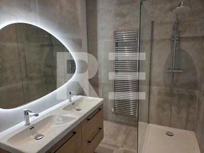 Appartement - 123 m² - 5 pièces