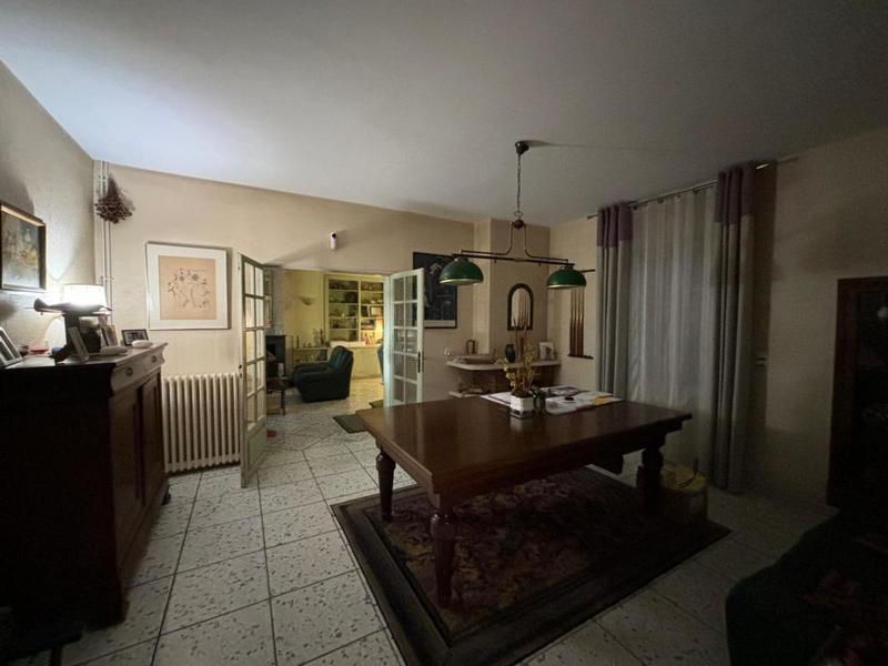 Villa - 268 m² - 7 pièces