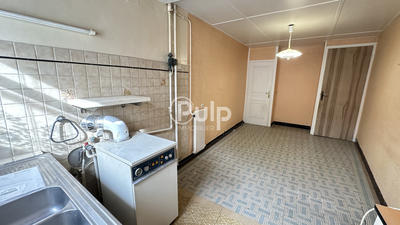 Maison de ville - 86 m² - 7 pièces