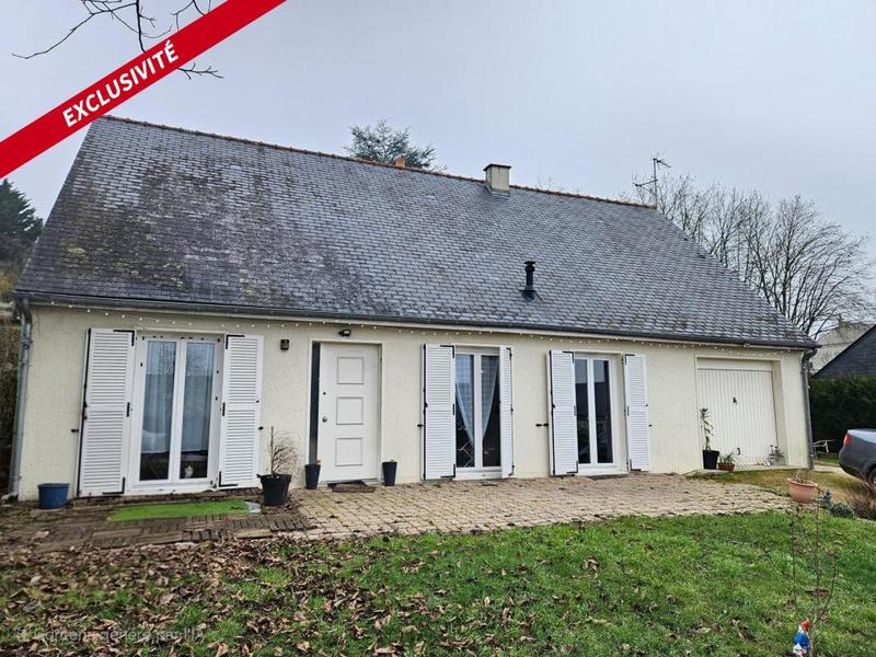 Maison - 90 m² - 5 pièces