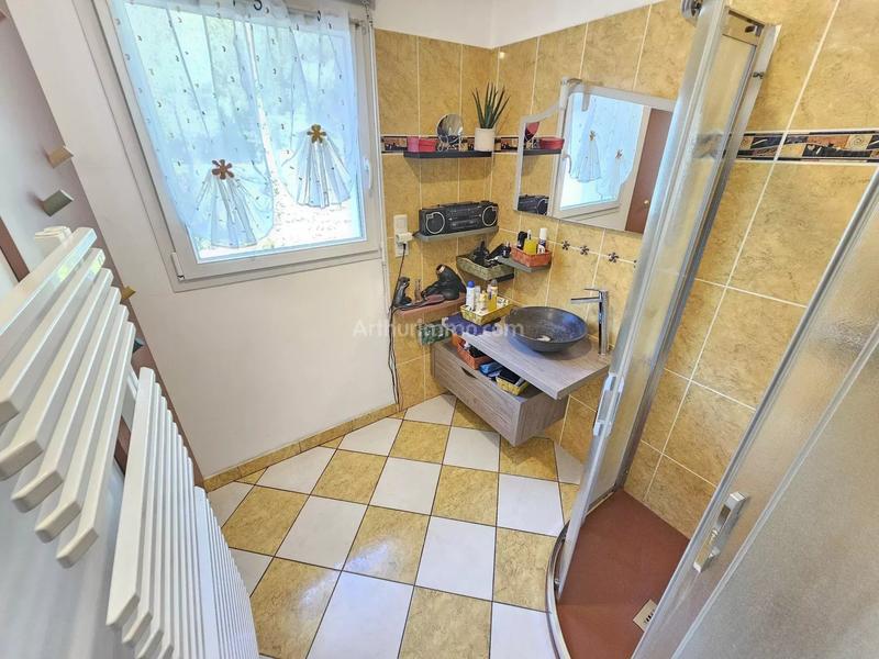 Maison - 96 m² - 4 pièces