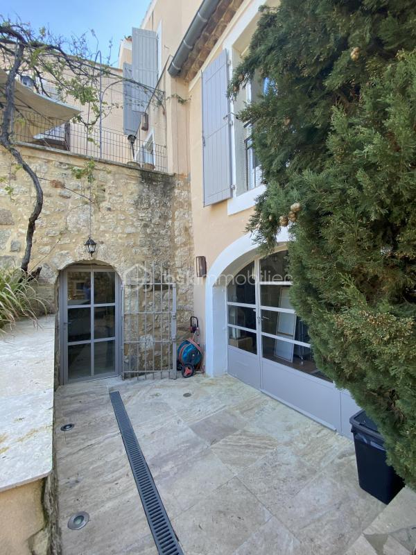 Maison de village - 180 m² - 6 pièces