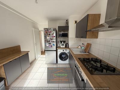 Appartement - 82 m² - 4 pièces