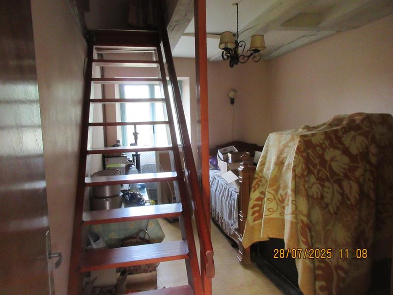 Maison - 93 m² - 4 pièces