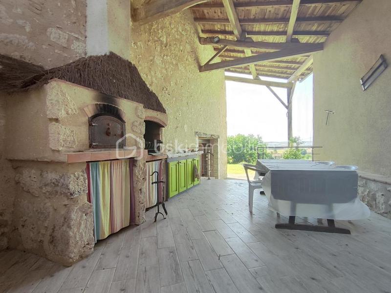 Maison en pierre - 185 m² - 7 pièces