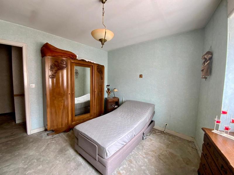 Maison - 400 m² - 7 pièces