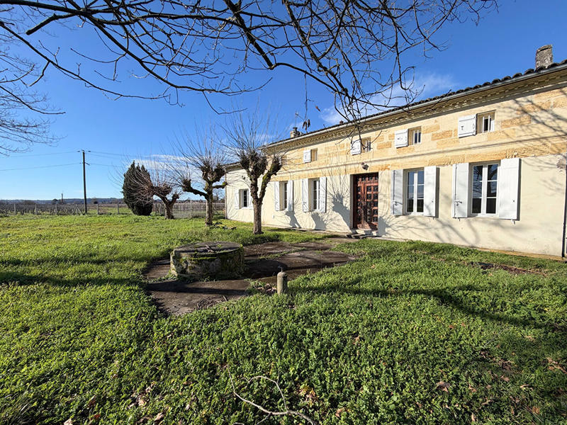 Maison - 180 m² - 5 pièces