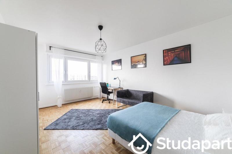 Chambre - 13 m² - 1 pièce