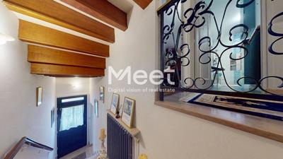 Maison - 220 m² - 6 pièces