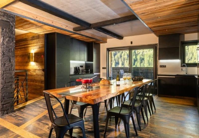 Châlet - 424 m² - 12 pièces