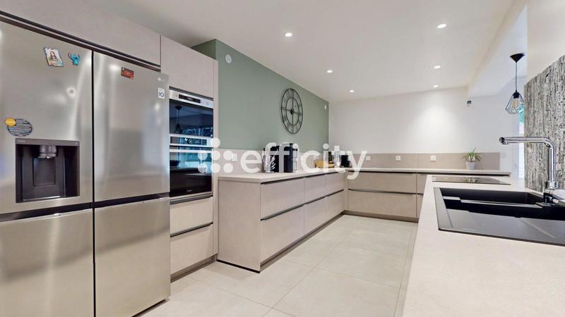 Pavillon - 134 m² - 5 pièces