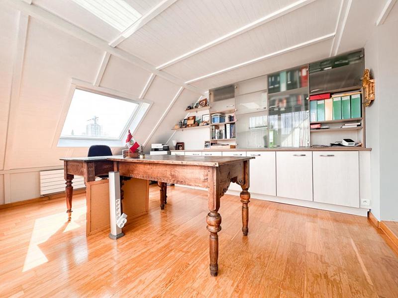 Maison - 175 m² - 8 pièces