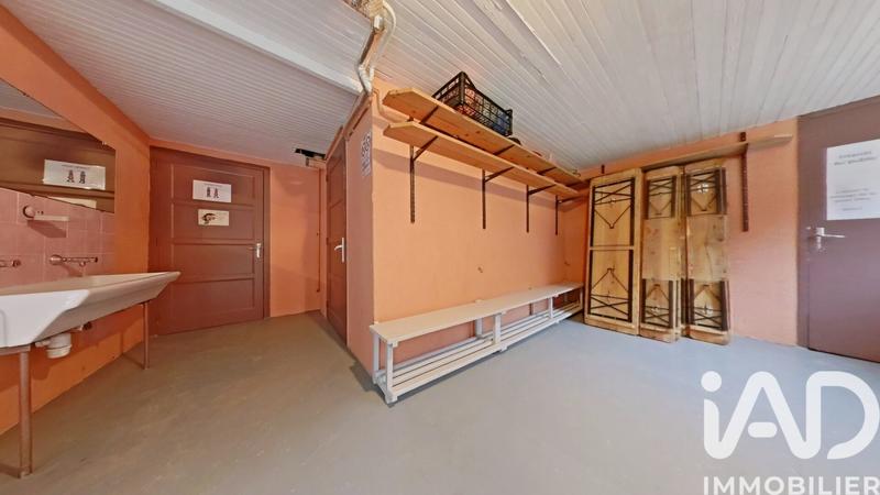 Maison - 891 m² - 15 pièces