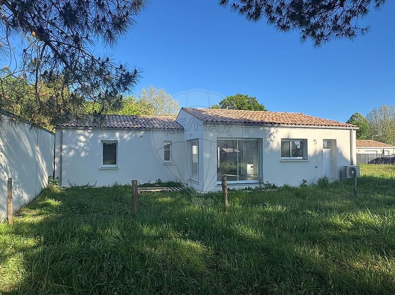 Maison - 97 m² - 4 pièces