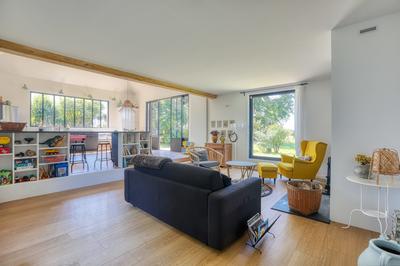 Maison - 185 m² - 7 pièces