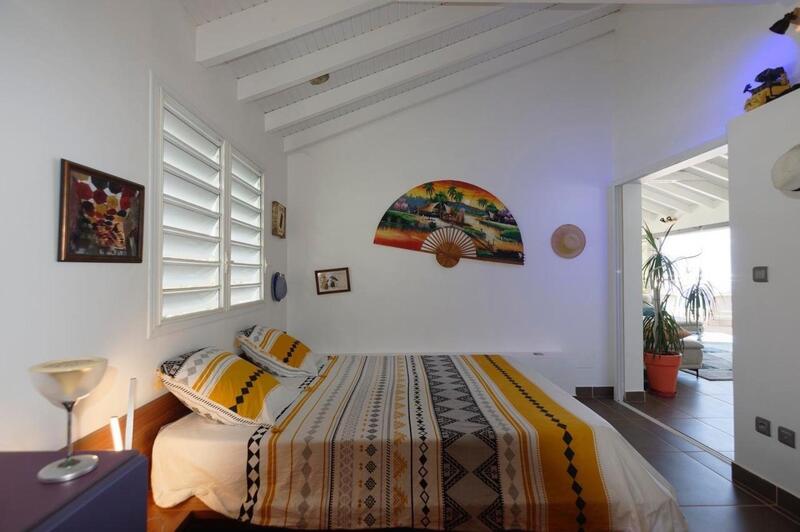 Villa - 219 m² - 8 pièces