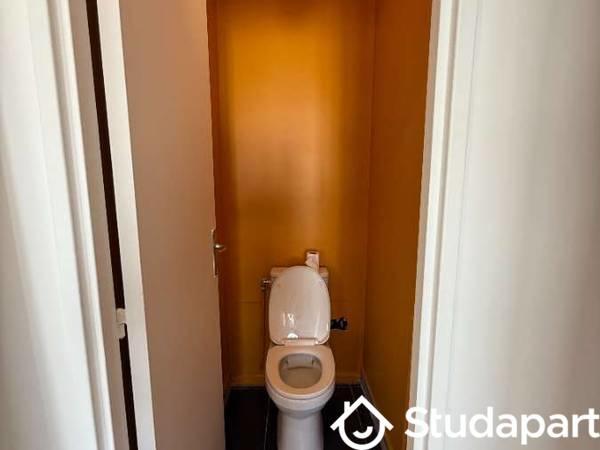 Chambre - 9 m² - 1 pièce