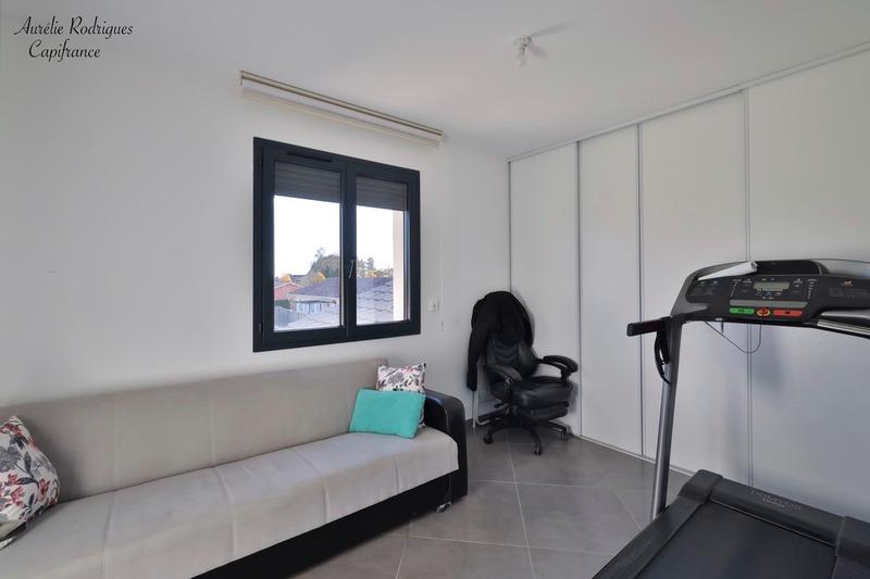 Maison - 194 m² - 7 pièces