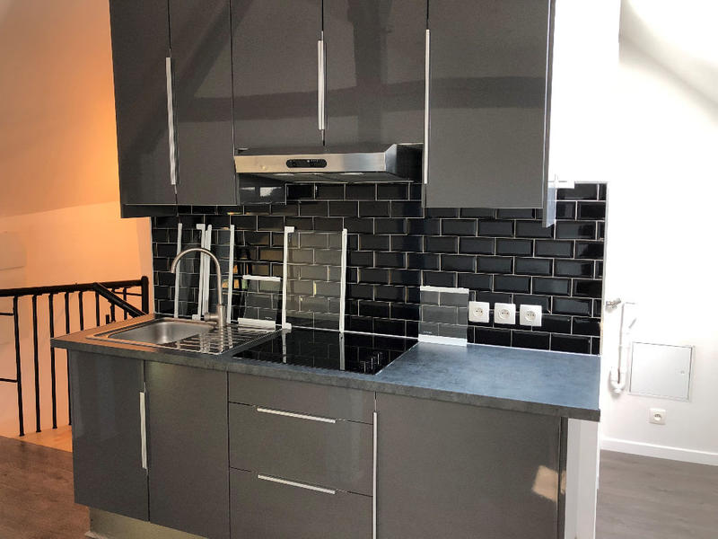 Studio - 24 m² - 1 pièce