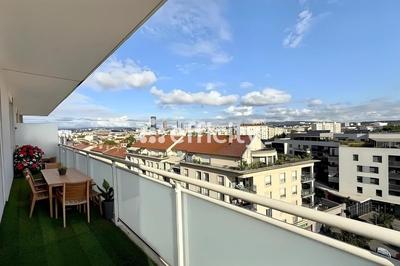 Appartement - 103 m² - 4 pièces