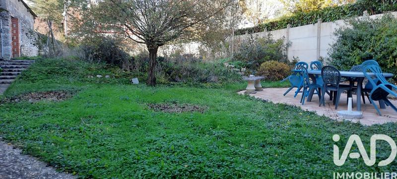 Maison - 180 m² - 8 pièces