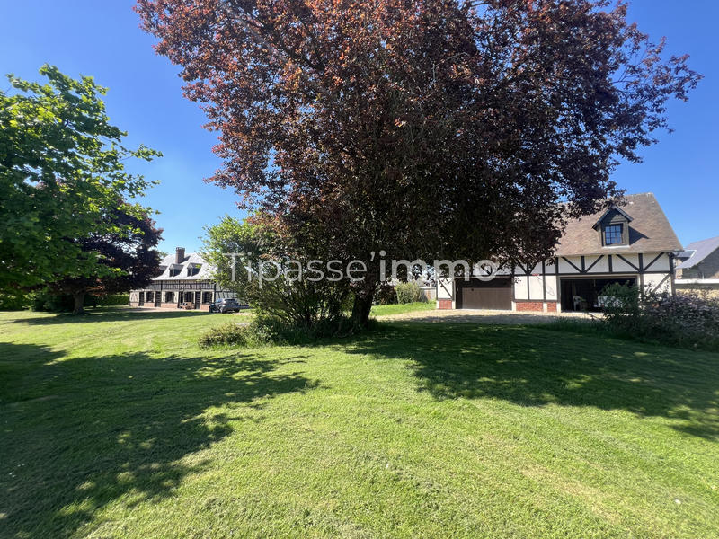 Maison - 180 m² - 10 pièces