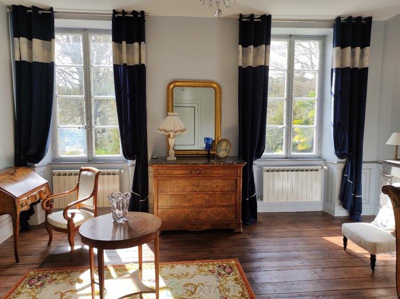 Maison de maîtres - 490 m² - 12 pièces