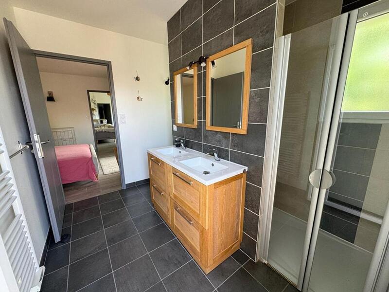 Maison - 111 m² - 4 pièces