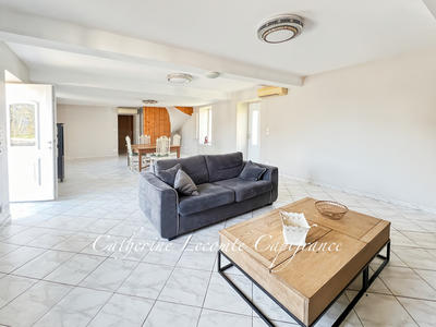 Corps de ferme - 152 m² - 7 pièces