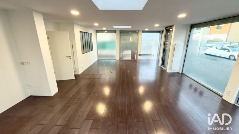 Local commercial - 110 m²