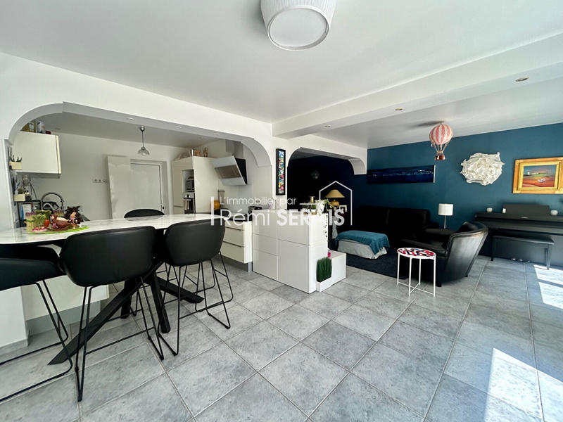 Maison - 186 m² - 6 pièces